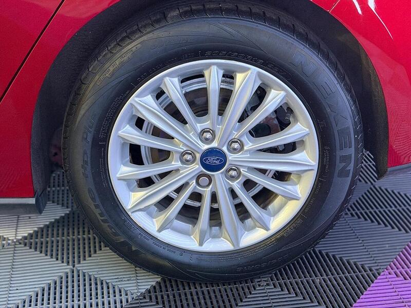 Ford Focus 1.0T EcoBoost Titanium Euro 6 (s/s) 5dr - U654