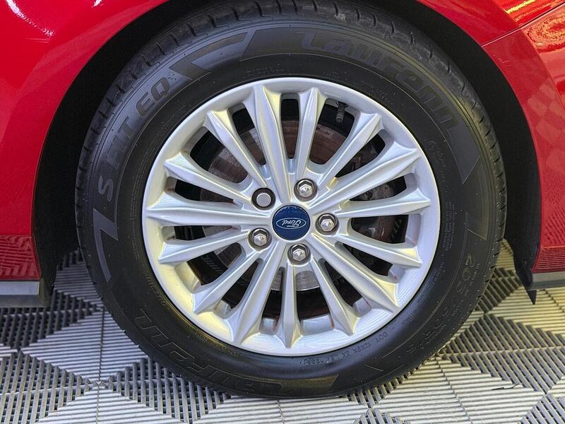Ford Focus 1.0T EcoBoost Titanium Euro 6 (s/s) 5dr - U654