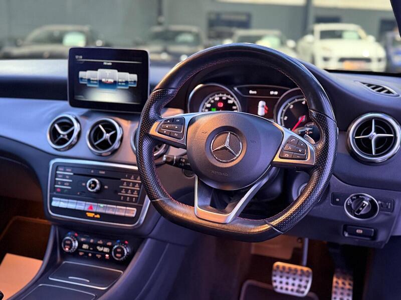 Mercedes-Benz GLA 2.1 GLA220d AMG Line (Executive) 7G-DCT 4MATIC Euro 6 (s/s) 5dr - U661