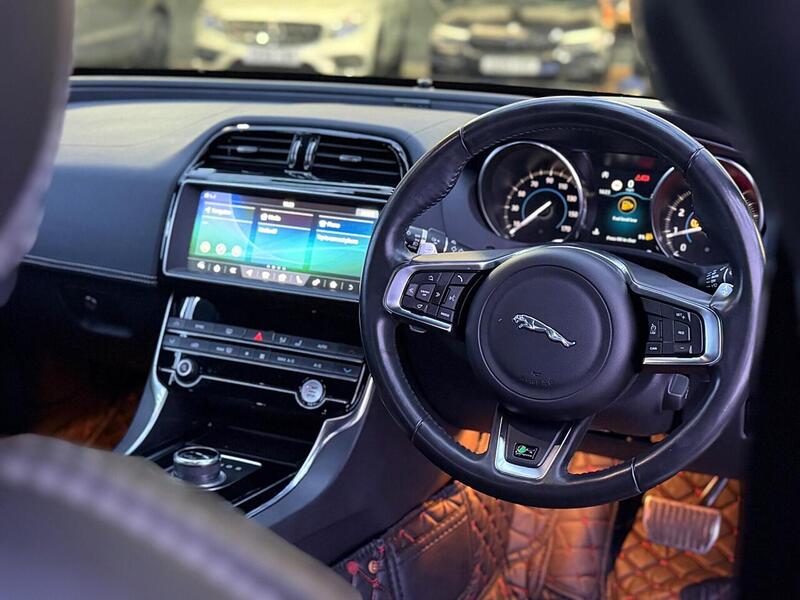 Jaguar XE 2.0i GPF R-Sport Auto Euro 6 (s/s) 4dr - U666