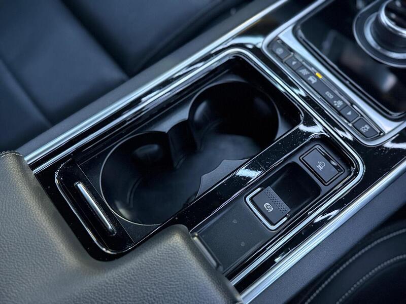 Jaguar XE 2.0i GPF R-Sport Auto Euro 6 (s/s) 4dr - U666