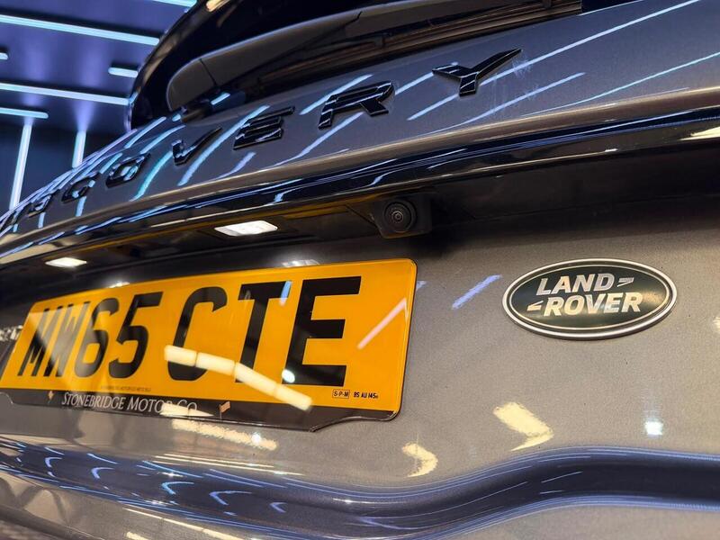 Land Rover Discovery Sport 2.0 TD4 HSE Black Auto 4WD Euro 6 (s/s) 5dr - U674