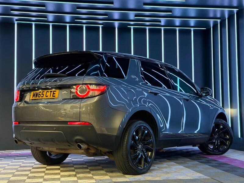 Land Rover Discovery Sport 2.0 TD4 HSE Black Auto 4WD Euro 6 (s/s) 5dr - U674
