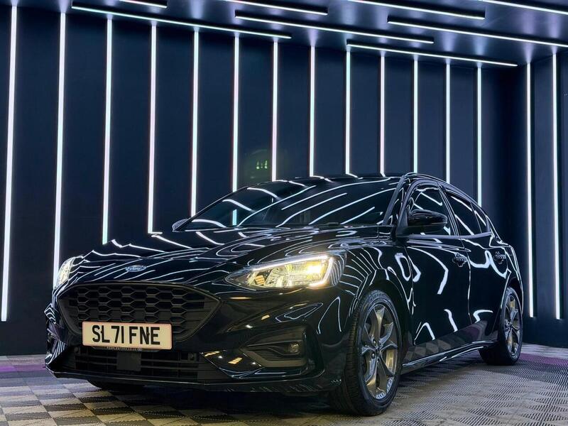 Ford Focus 1.0T EcoBoost ST-Line Edition Euro 6 (s/s) 5dr - U677