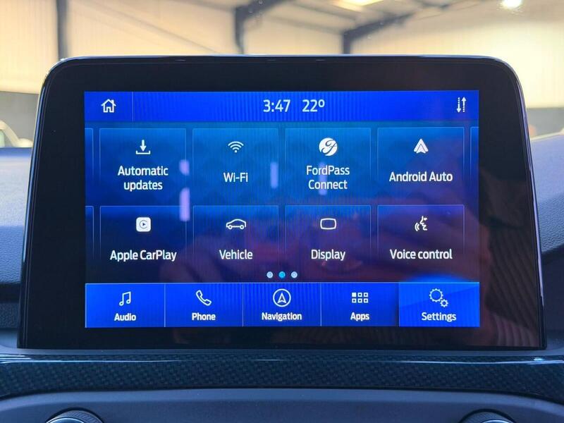 Ford Focus 1.0T EcoBoost ST-Line Edition Euro 6 (s/s) 5dr - U677