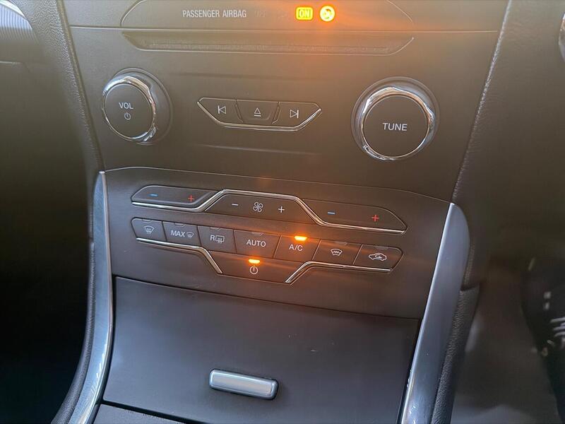 Ford S-Max 2.0 TDCi Titanium Powershift Euro 6 (s/s) 5dr - U681