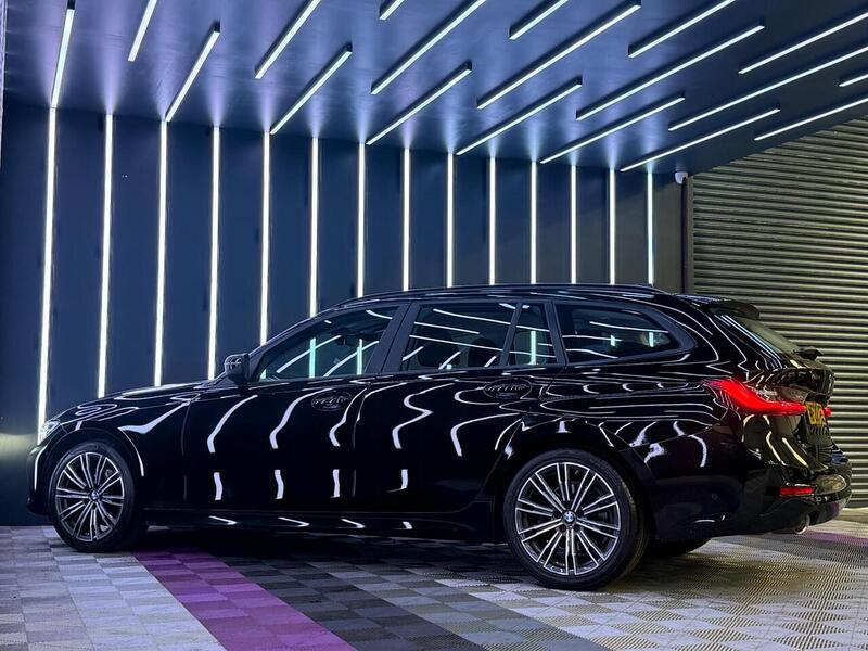 BMW 3 Series 2.0 320d SE Touring Auto Euro 6 (s/s) 5dr - U683