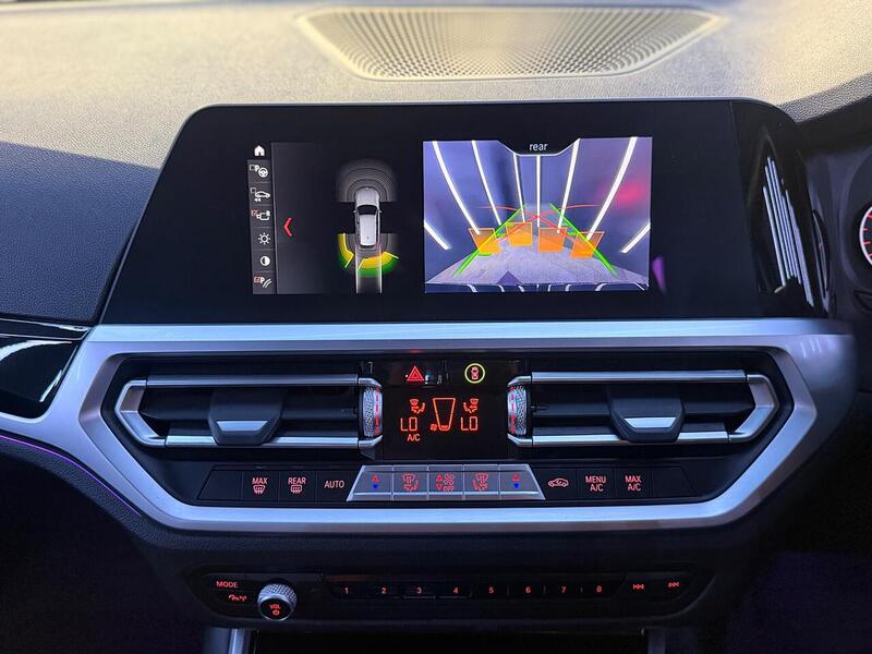 BMW 3 Series 2.0 320d SE Touring Auto Euro 6 (s/s) 5dr - U683