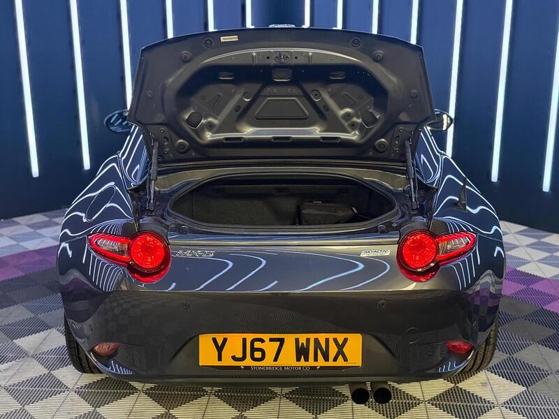 Mazda MX-5 RF 2.0 SKYACTIV-G Sport Nav Euro 6 2dr - U684