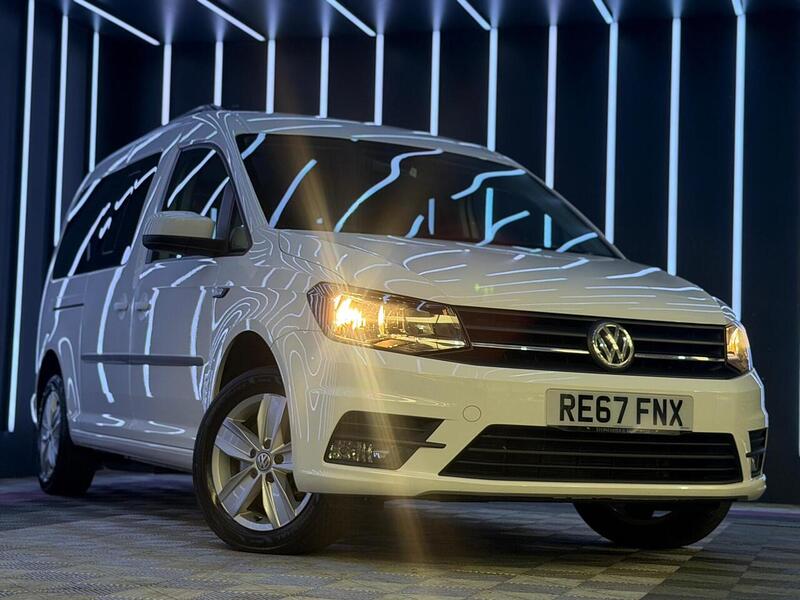 Volkswagen Caddy Maxi Life 2.0 TDI BlueMotion Tech DSG Euro 6 (s/s) 5dr - U686