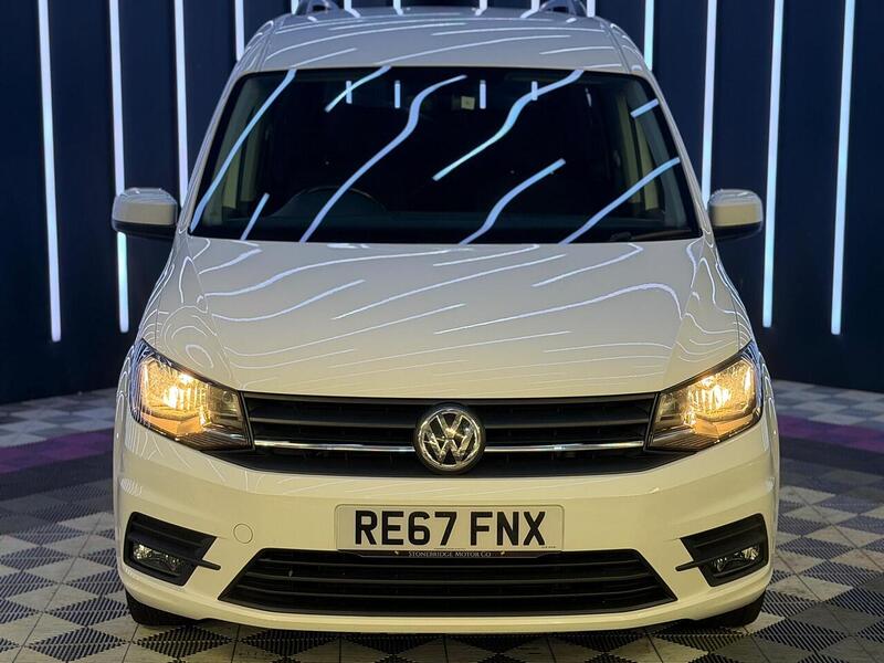 Volkswagen Caddy Maxi Life 2.0 TDI BlueMotion Tech DSG Euro 6 (s/s) 5dr - U686