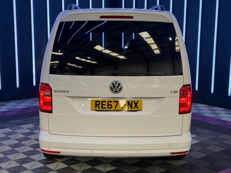 Volkswagen Caddy Maxi Life 2.0 TDI BlueMotion Tech DSG Euro 6 (s/s) 5dr - U686