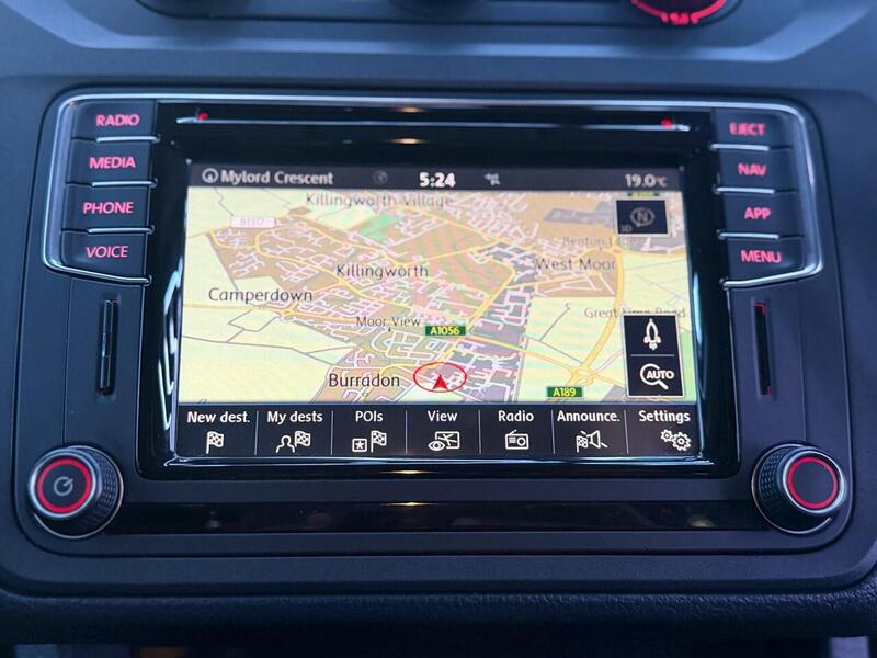 Volkswagen Caddy Maxi Life 2.0 TDI BlueMotion Tech DSG Euro 6 (s/s) 5dr - U686