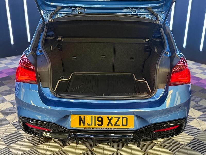 BMW 1 Series 1.5 118i GPF M Sport Shadow Edition Euro 6 (s/s) 5dr - U689