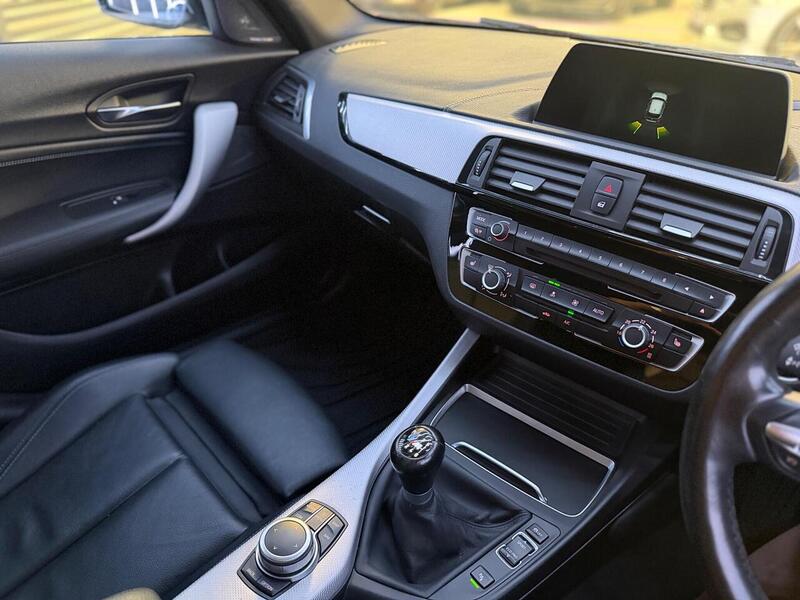BMW 1 Series 1.5 118i GPF M Sport Shadow Edition Euro 6 (s/s) 5dr - U689