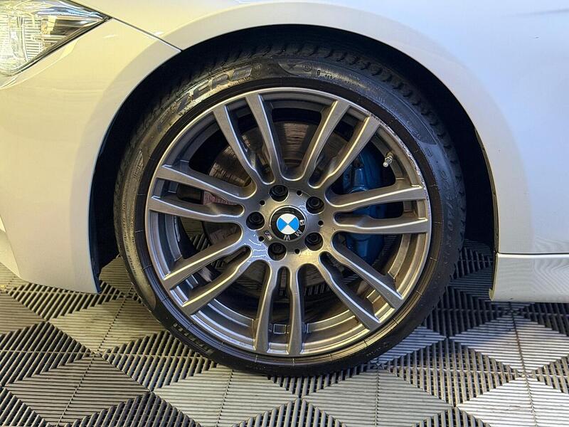 BMW 3 Series 2.0 320i M Sport Shadow Edition Touring Euro 6 (s/s) 5dr - U690