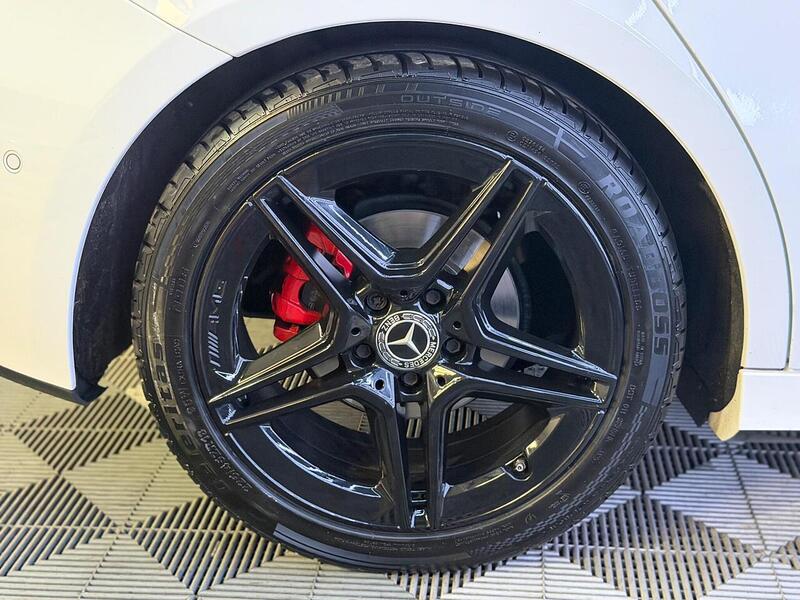 Mercedes-Benz A Class 1.5 A180d AMG Line (Executive) 7G-DCT Euro 6 (s/s) 5dr - U694