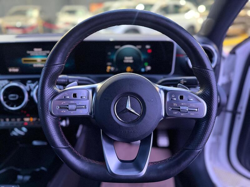 Mercedes-Benz A Class 1.5 A180d AMG Line (Executive) 7G-DCT Euro 6 (s/s) 5dr - U694