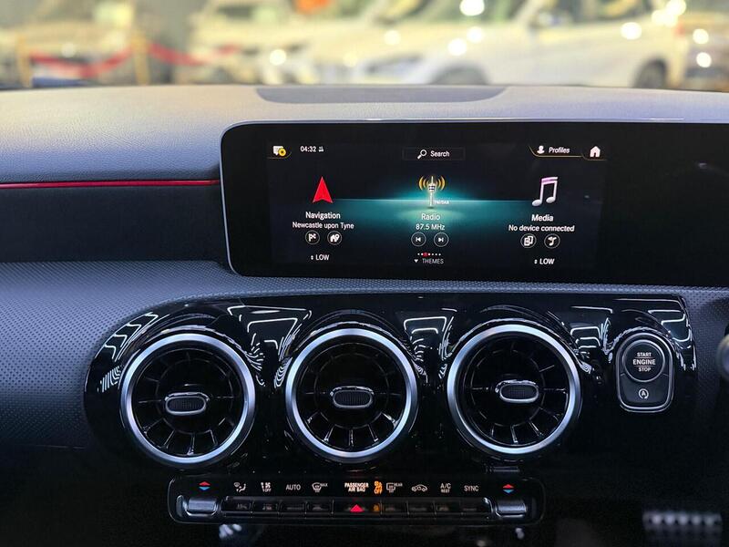 Mercedes-Benz A Class 1.5 A180d AMG Line (Executive) 7G-DCT Euro 6 (s/s) 5dr - U694