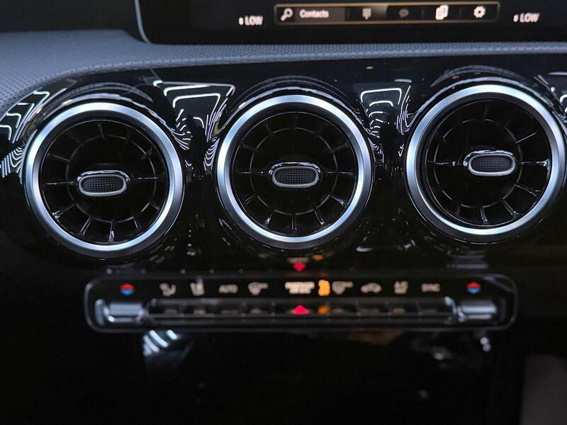 Mercedes-Benz A Class 1.5 A180d AMG Line (Executive) 7G-DCT Euro 6 (s/s) 5dr - U694