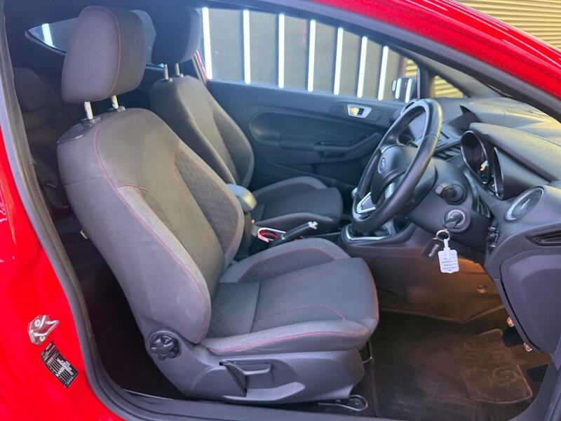 Ford Fiesta 1.0T EcoBoost ST-Line Euro 6 (s/s) 3dr - U698
