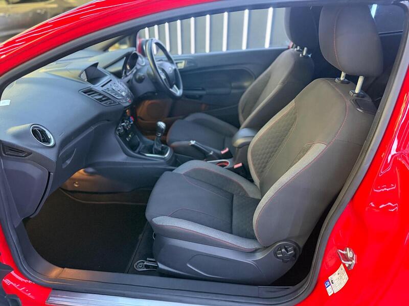Ford Fiesta 1.0T EcoBoost ST-Line Euro 6 (s/s) 3dr - U698