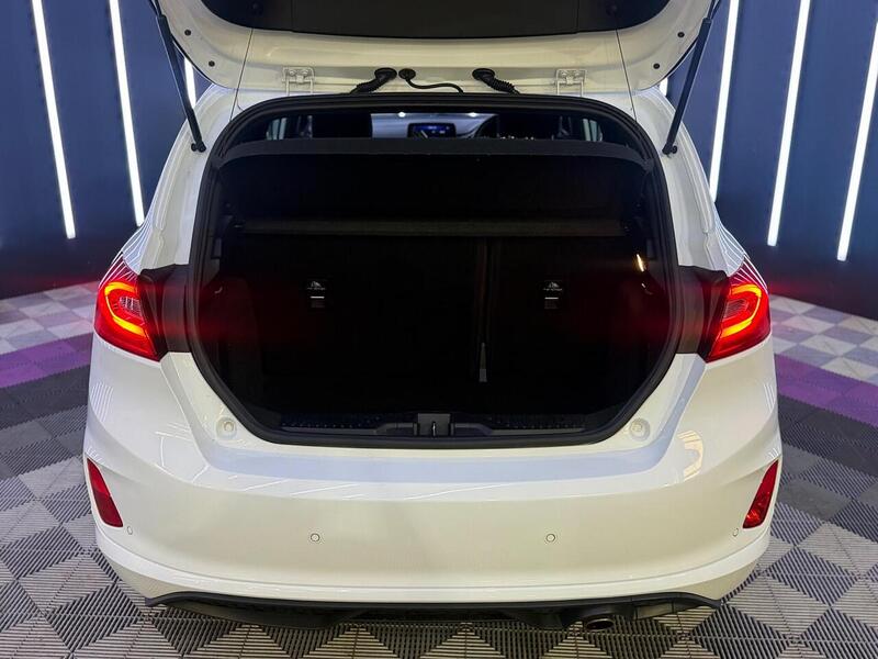 Ford Fiesta 1.0T EcoBoost ST-Line Edition Euro 6 (s/s) 5dr - U701