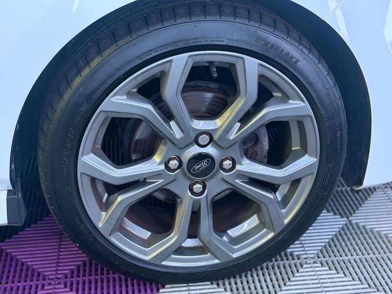 Ford Fiesta 1.0T EcoBoost ST-Line Edition Euro 6 (s/s) 5dr - U701