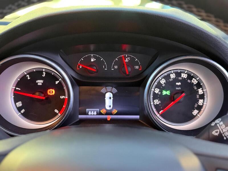 Vauxhall Astra 1.6 CDTi BiTurbo SRi VX Line Nav Euro 6 (s/s) 5dr - U705