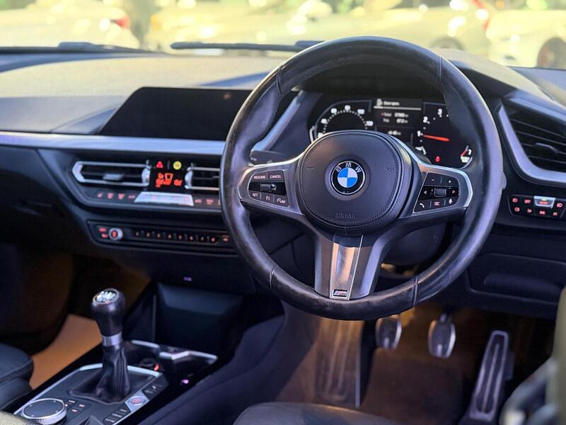 BMW 1 Series 1.5 118i M Sport Euro 6 (s/s) 5dr - U706