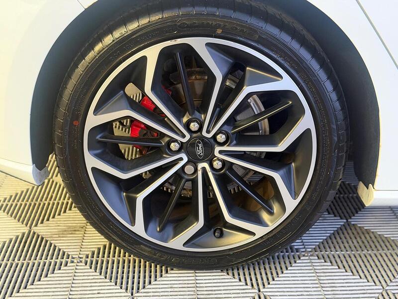 Ford Focus 1.0T EcoBoost ST-Line X Euro 6 (s/s) 5dr - U710