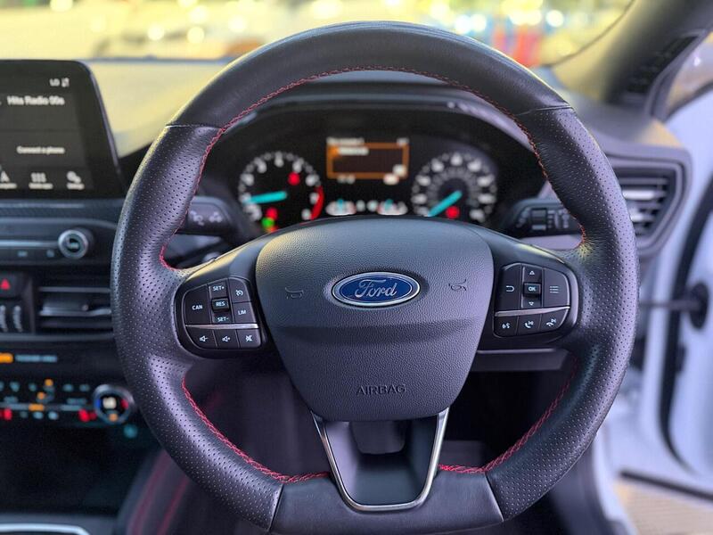 Ford Focus 1.0T EcoBoost ST-Line X Euro 6 (s/s) 5dr - U710