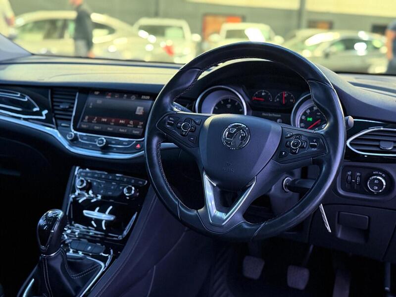 Vauxhall Astra 1.4i Turbo Elite Nav Euro 6 5dr - U711