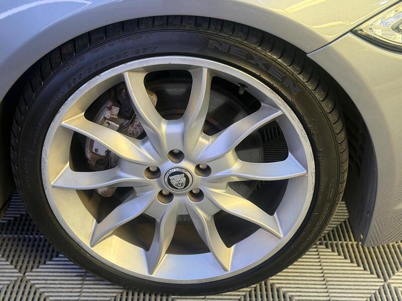 Jaguar XF 3.0d S V6 Premium Luxury Auto Euro 5 4dr - U713
