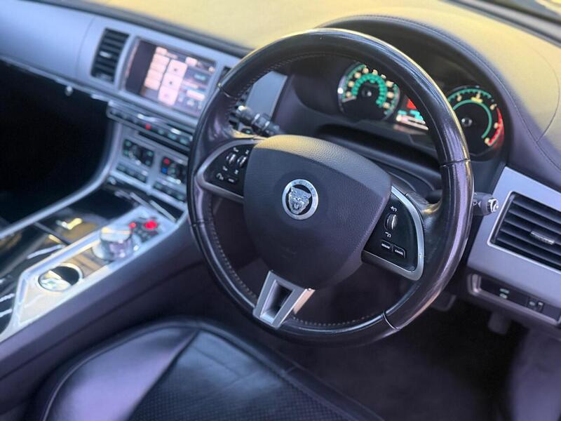 Jaguar XF 3.0d S V6 Premium Luxury Auto Euro 5 4dr - U713