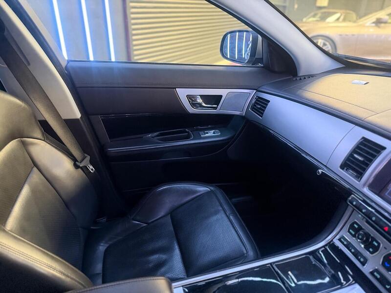 Jaguar XF 3.0d S V6 Premium Luxury Auto Euro 5 4dr - U713