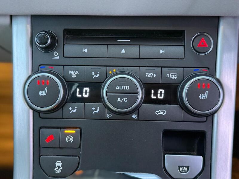 Land Rover Range Rover Evoque 2.2 SD4 Pure Tech 4WD Euro 5 (s/s) 5dr - U715