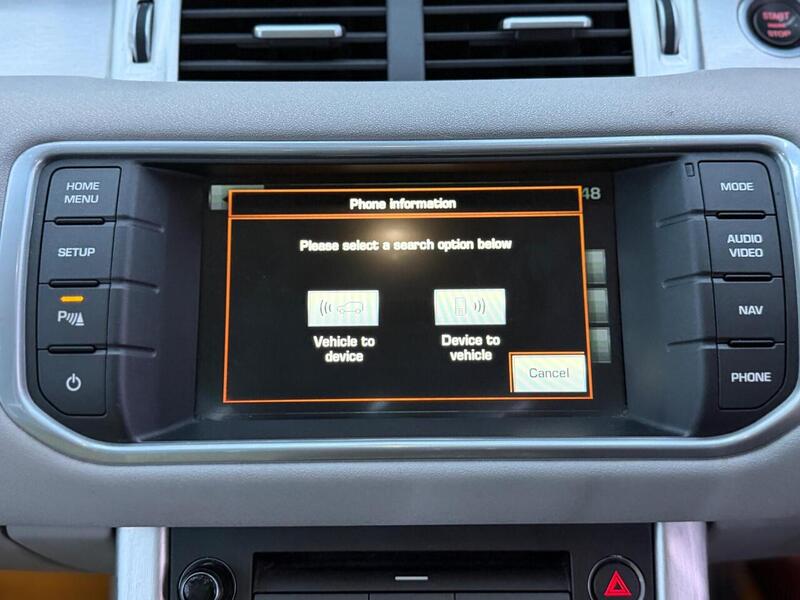 Land Rover Range Rover Evoque 2.2 SD4 Pure Tech 4WD Euro 5 (s/s) 5dr - U715