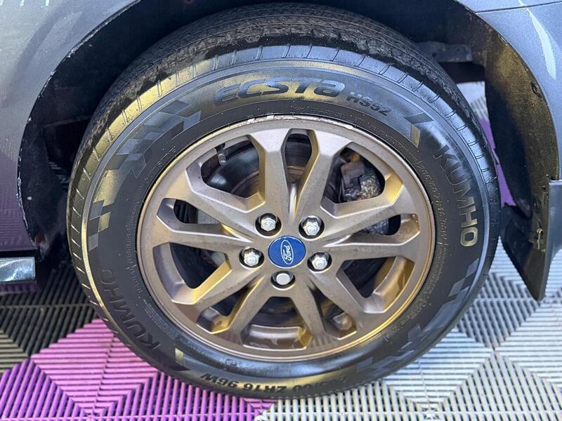 Ford Transit Connect 1.5 230 EcoBlue Trend Crew Van Auto L2 Euro 6 (s/s) 6dr - U717