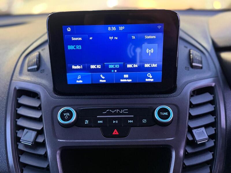 Ford Transit Connect 1.5 230 EcoBlue Trend Crew Van Auto L2 Euro 6 (s/s) 6dr - U717