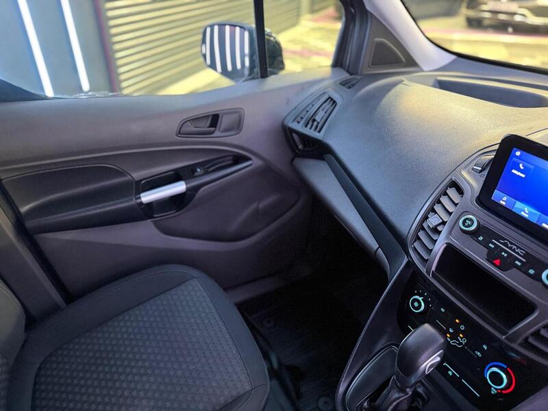 Ford Transit Connect 1.5 230 EcoBlue Trend Crew Van Auto L2 Euro 6 (s/s) 6dr - U717