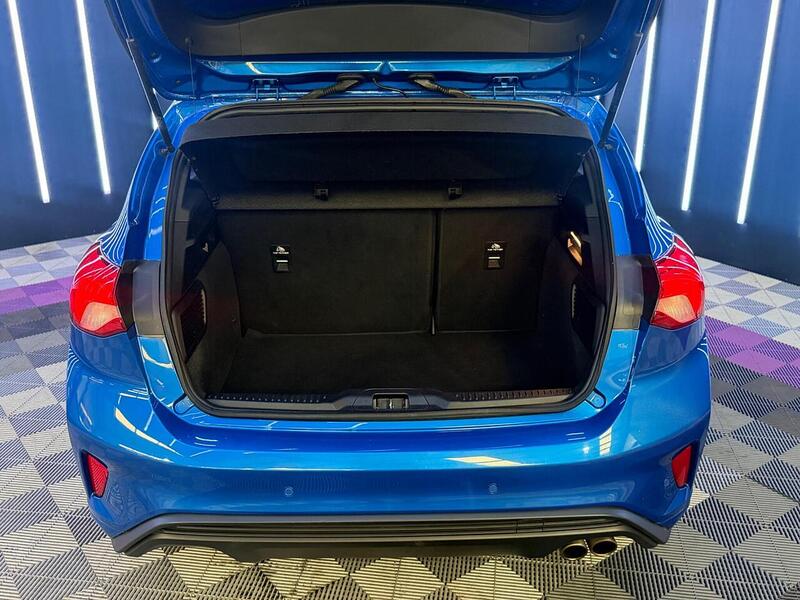 Ford Focus 1.0T EcoBoost ST-Line Euro 6 (s/s) 5dr - U730