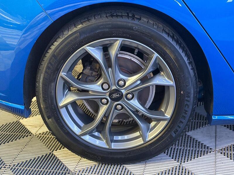 Ford Focus 1.0T EcoBoost ST-Line Euro 6 (s/s) 5dr - U730