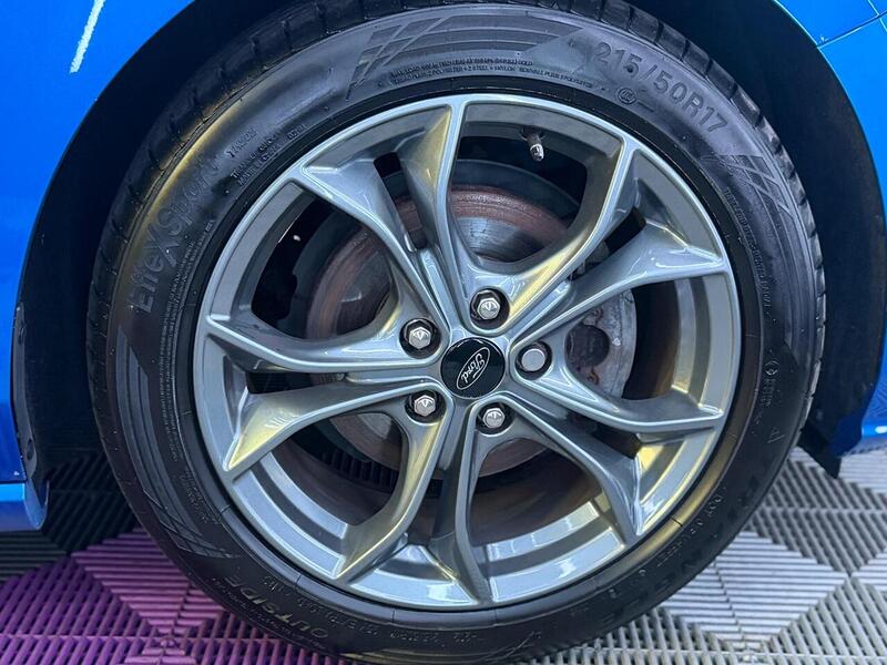 Ford Focus 1.0T EcoBoost ST-Line Euro 6 (s/s) 5dr - U730