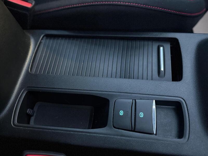 Ford Focus 1.0T EcoBoost ST-Line Euro 6 (s/s) 5dr - U730
