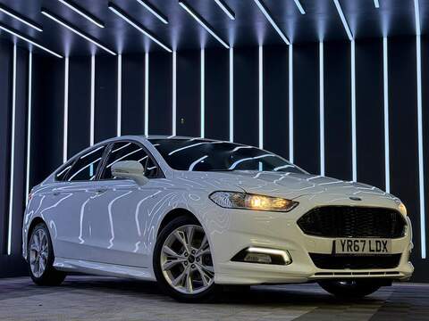 Ford Mondeo Fiesta Titanium Hatchback 0 Manual Petrol