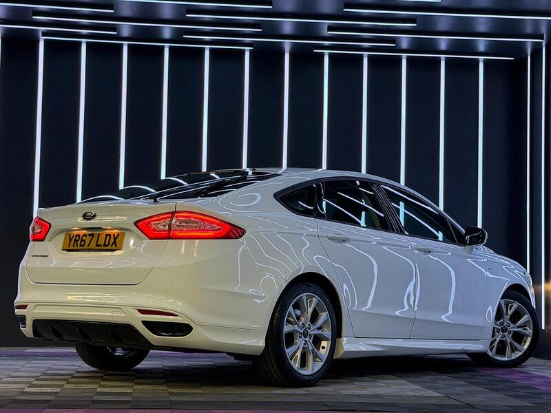 Ford Mondeo 2.0 TDCi ST-Line Euro 6 (s/s) 5dr - U737
