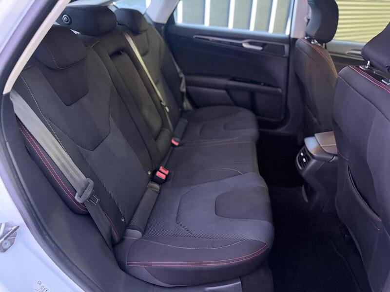 Ford Mondeo 2.0 TDCi ST-Line Euro 6 (s/s) 5dr - U737