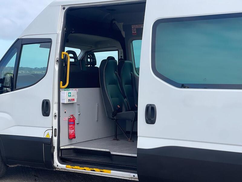 Iveco Daily Daily 2.3 TD 14V 35S 3520 (Business) L2 H2 5dr - U74