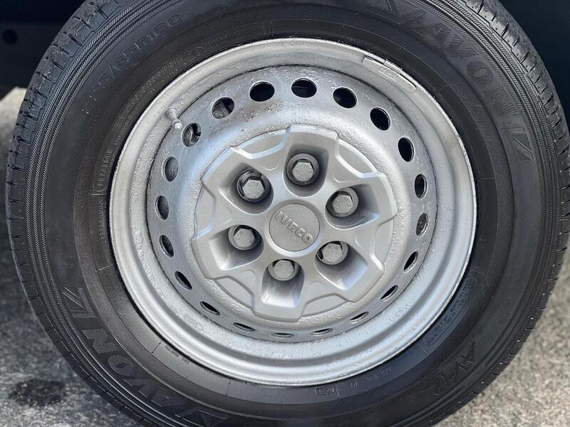 Iveco Daily Daily 2.3 TD 14V 35S 3520 (Business) L2 H2 5dr - U74